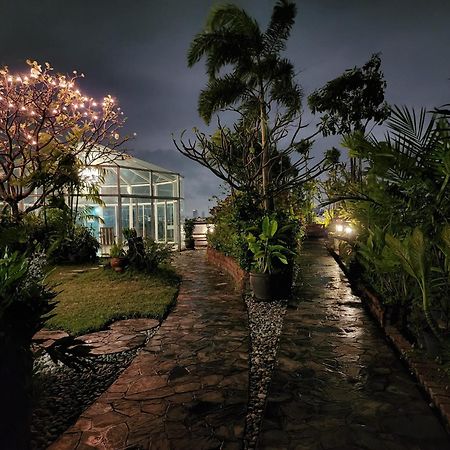 Bansabai Hostelling International Bangkok Eksteriør billede