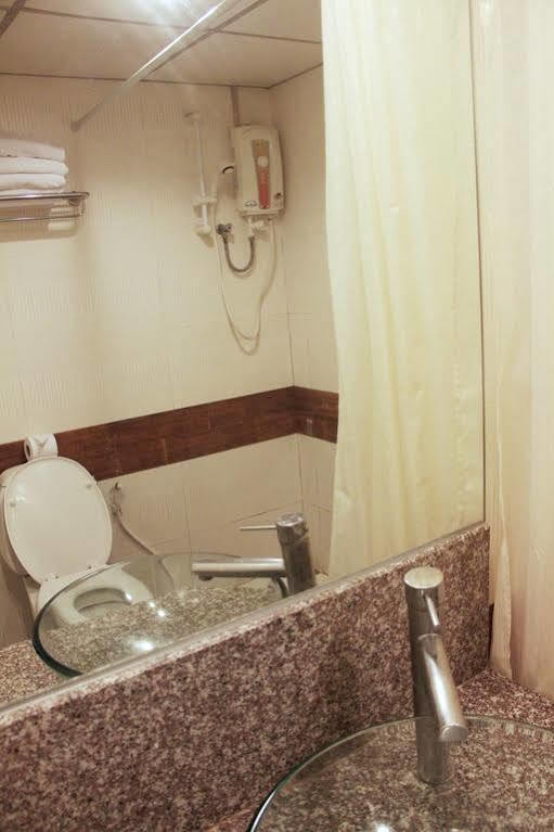 Bansabai Hostelling International Bangkok Eksteriør billede